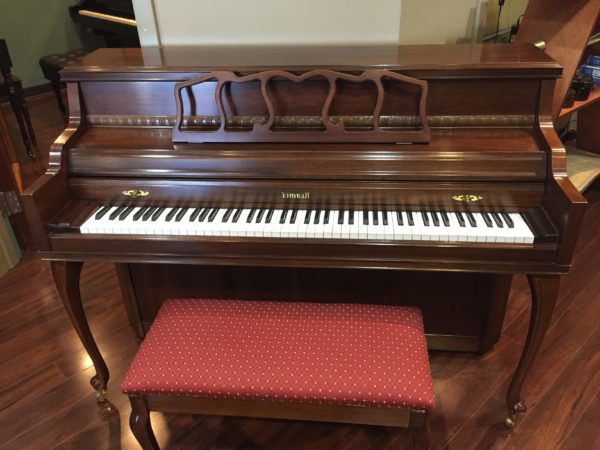 Kimball – Model 413R – Cherry 42″ console piano