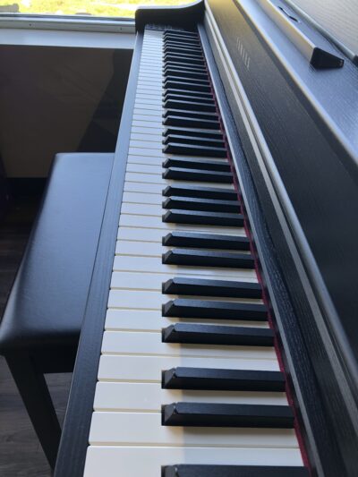 Close up of the keys of the Yamaha Clavinova CLP735 (UCBL01118).