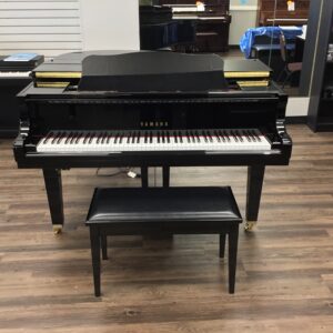 YamahaGB1K-PE front view with bench
