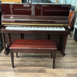 Yamaha T118PM front view with bench